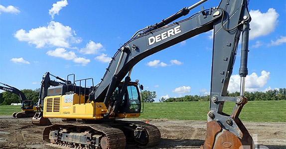 Used excavators sold by auction Used excavators sold by auction